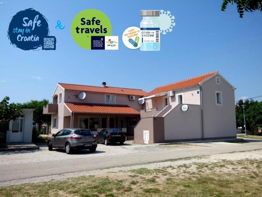 Apartments Branko Нин Екстериор снимка