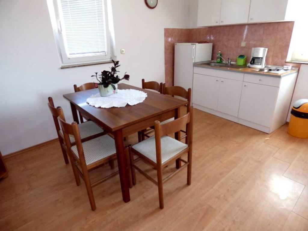 Apartments Branko Нин Стая снимка