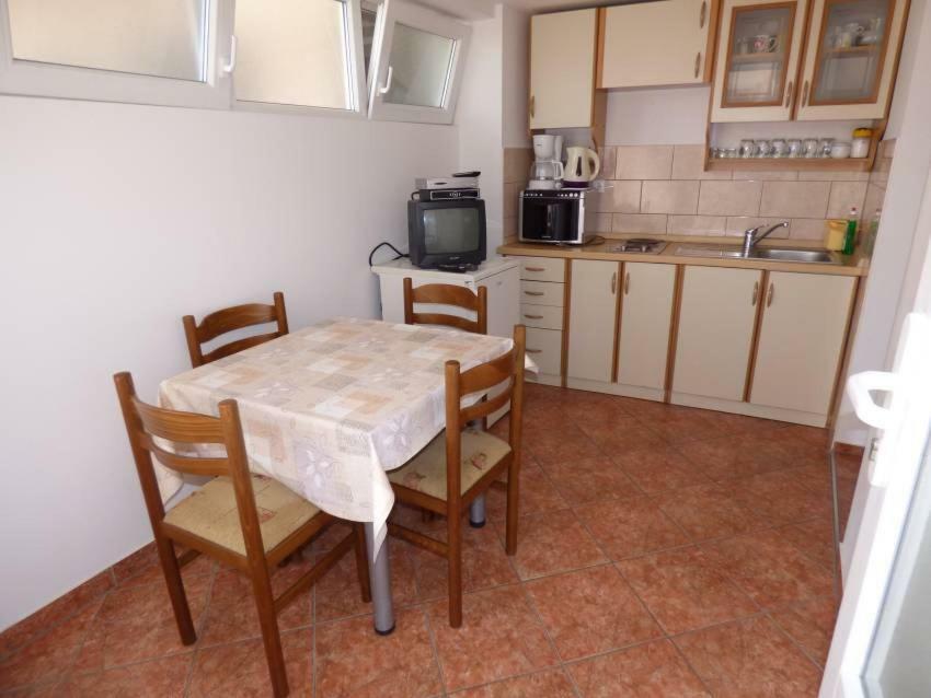 Apartments Branko Нин Екстериор снимка